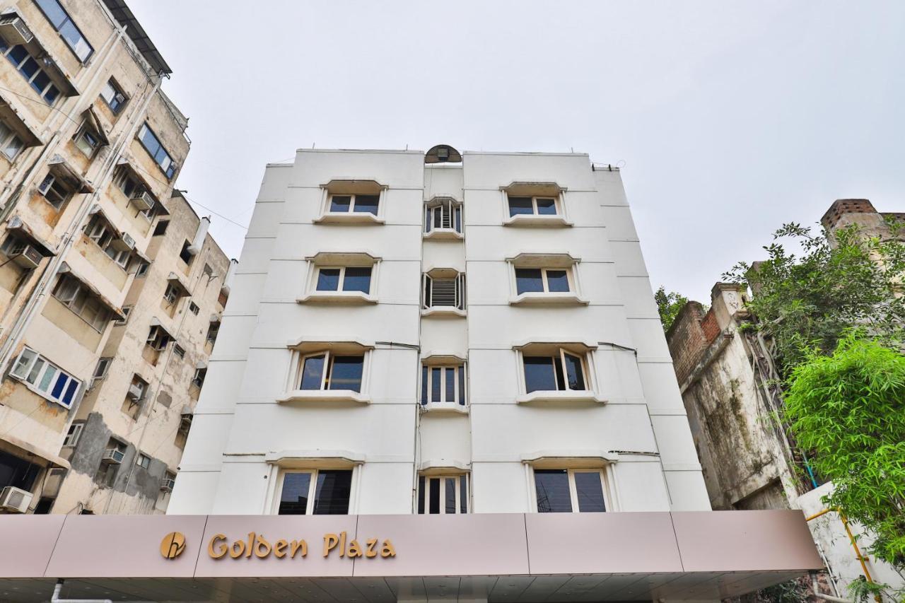 Oyo 2351 Hotel Golden Plaza Ahmedabad Esterno foto